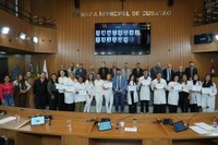 Ronaldo da Comissão apresenta moção de aplausos aos profissionais da Enfermagem de Cubatão 
