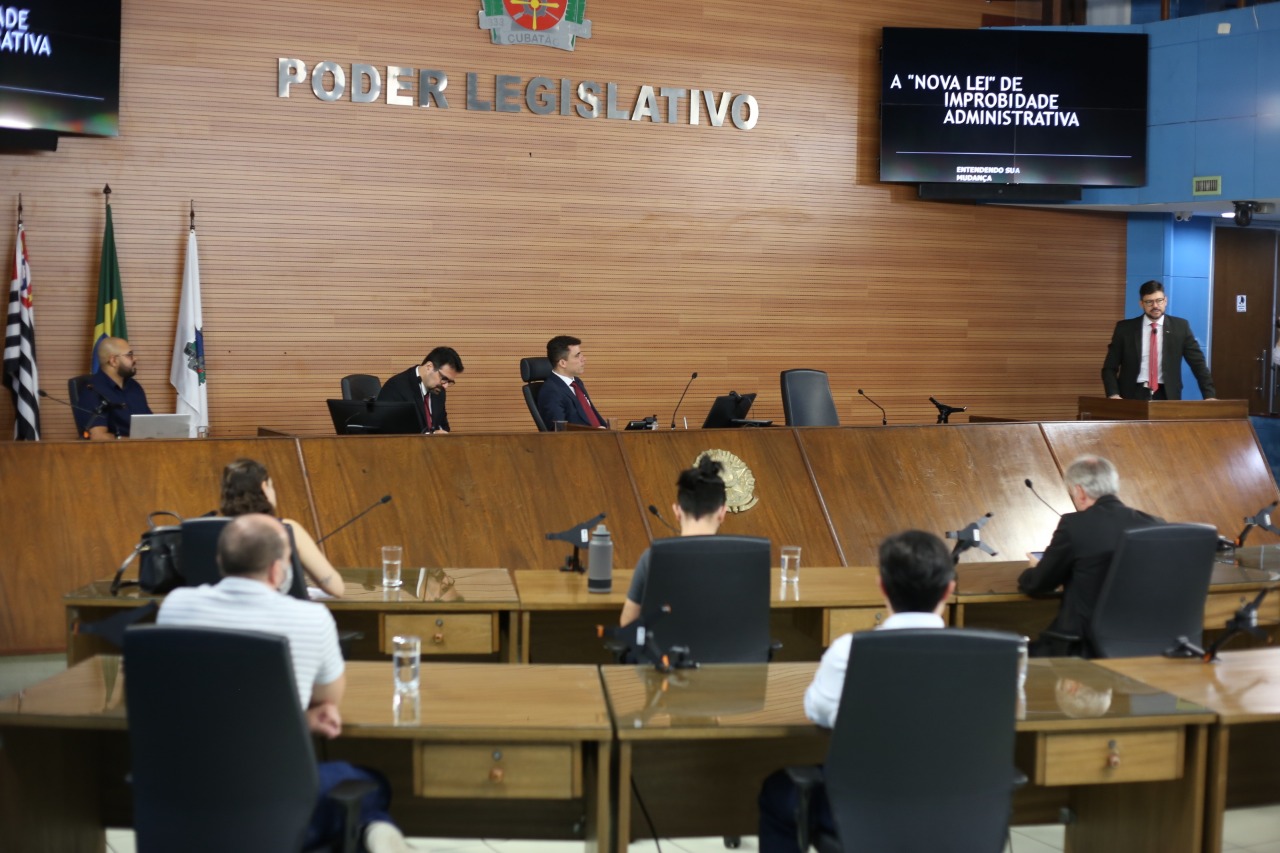 Servidores Municipais participam de curso de formação “Nova Lei de Improbidade Administrativa”