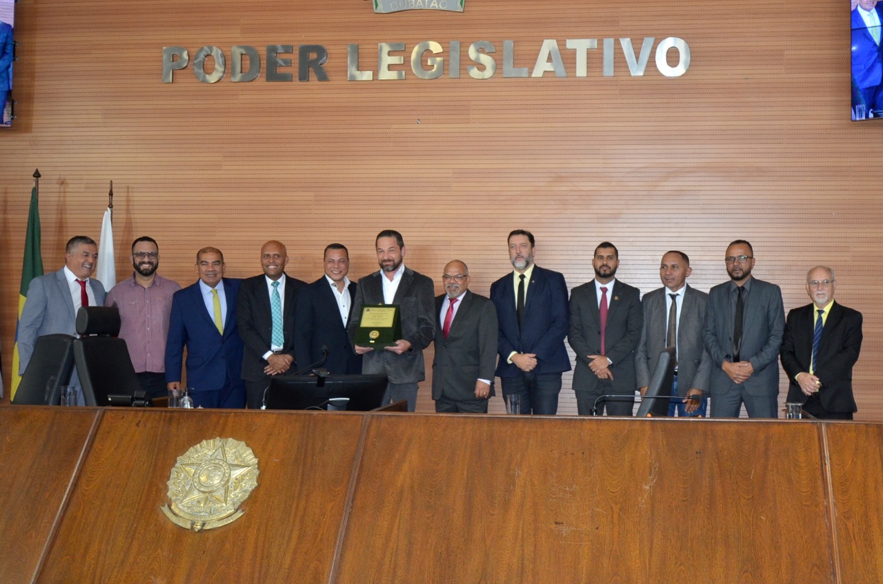 Solenidade exalta legado de Afonso Schmidt e homenageia setor cultural da cidade