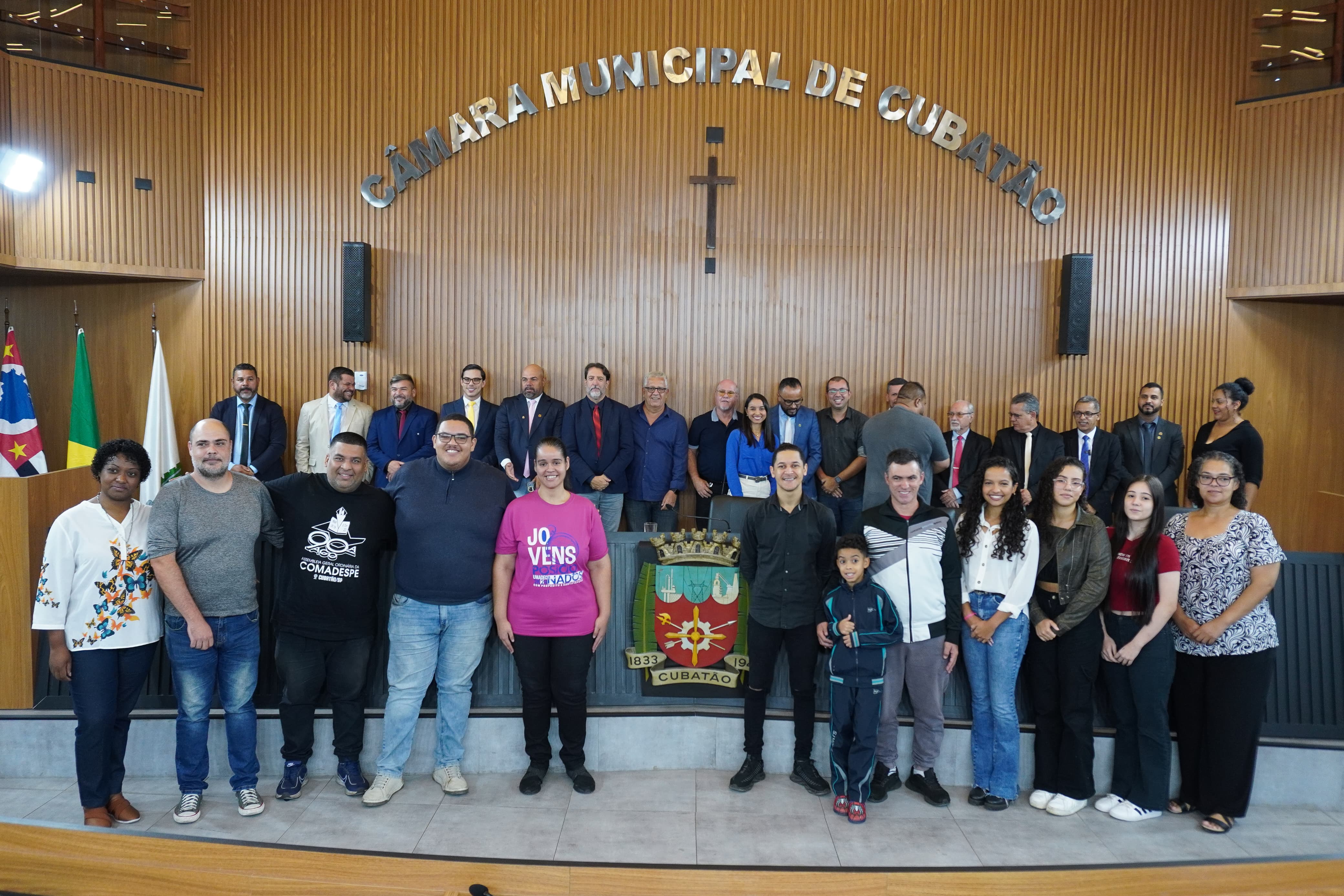 Topete homenageia a Banda Marcial de Cubatão pelos seus 35 anos 