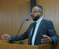 Topete quer melhorias no atendimento educacional para jovens e adultos com deficiência  