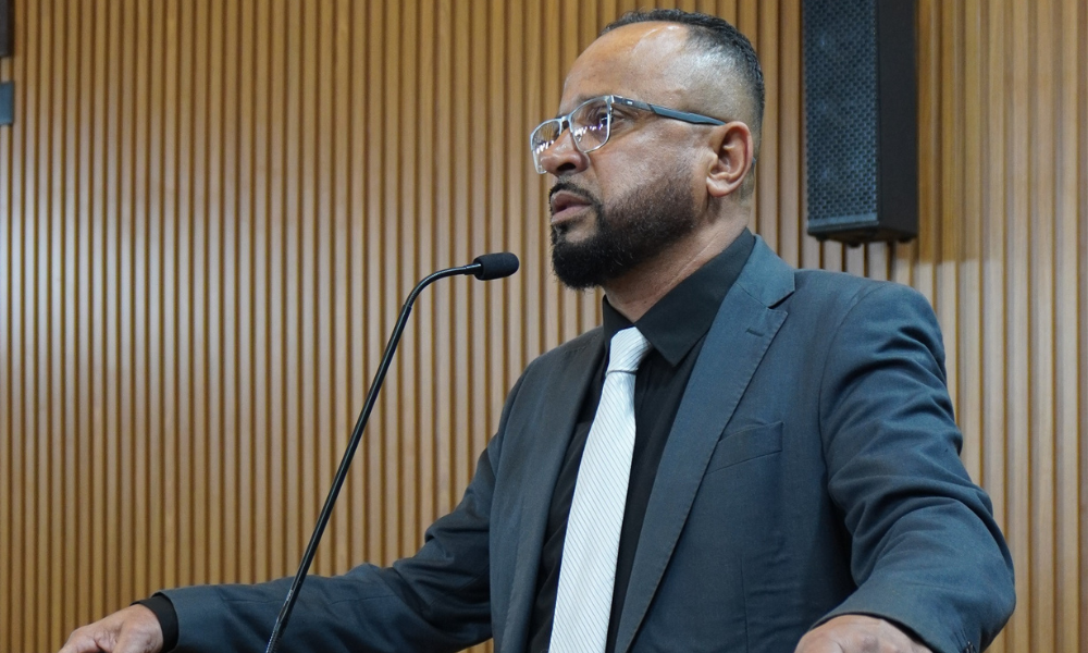 Topete solicita estudo para implantação do sistema de licenciamento por alvará autodeclaratório 