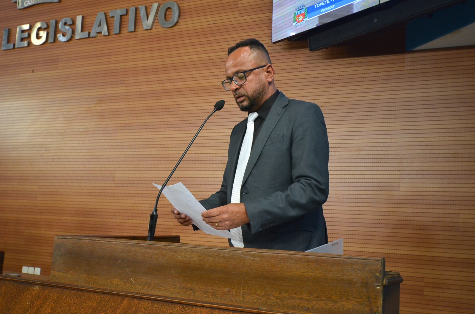 Topete solicita implantação de abrigo para mulheres vítimas de violência doméstica