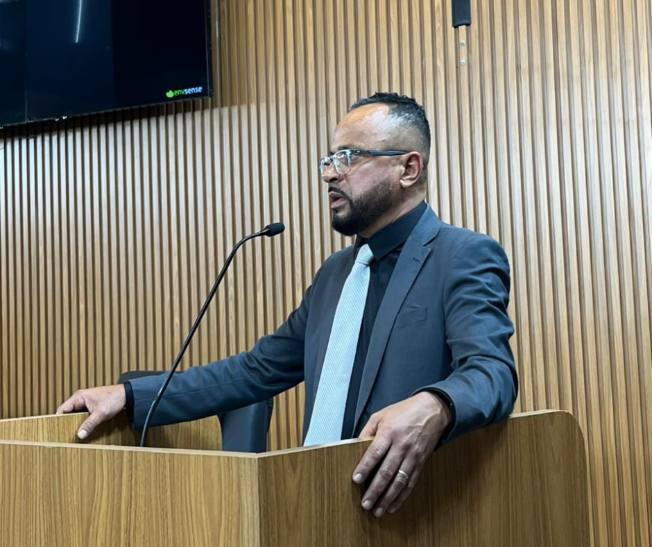 Topete solicita pagamento retroativo de benefícios congelados na pandemia a servidores municipais