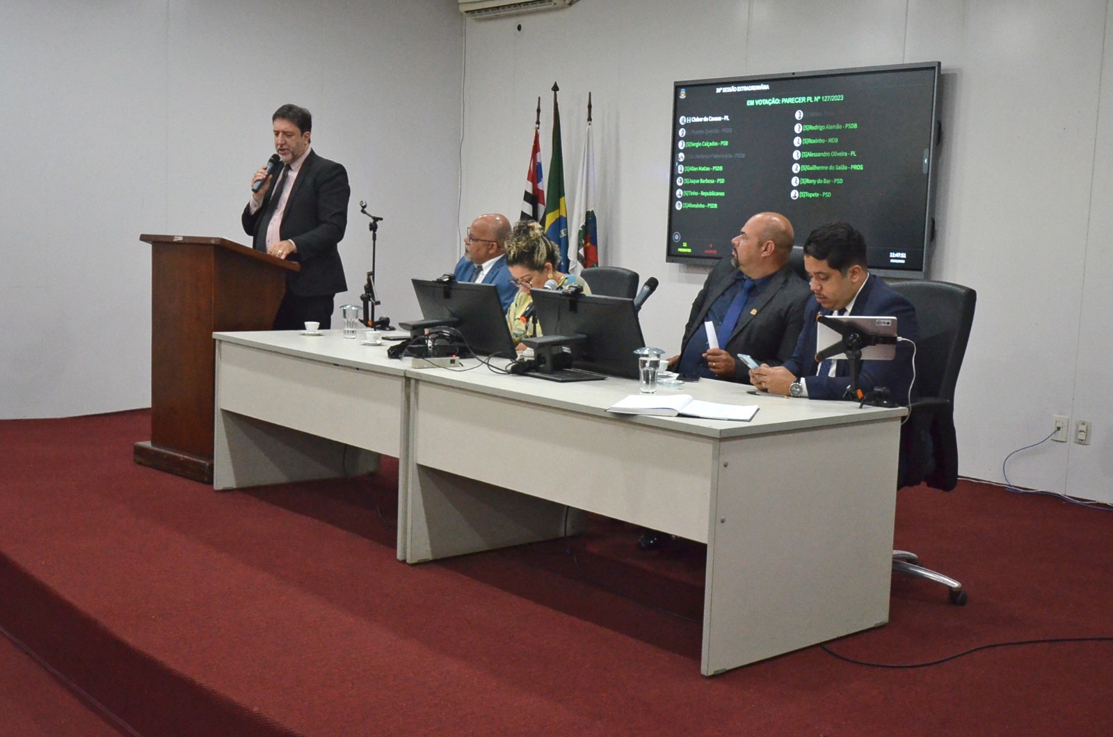 Transferência de unidades residenciais do Edifício Castro à CDHU é aprovada na Câmara