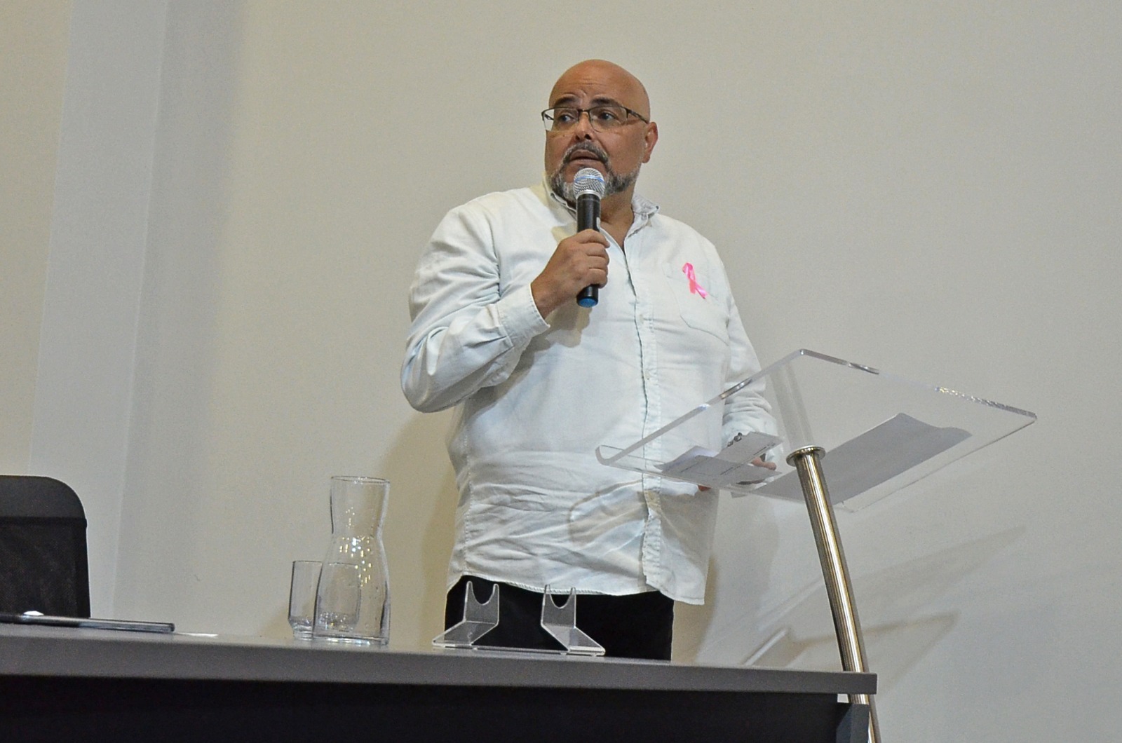 Vereador Ivan Hildebrando retorna à Câmara após passagem pela Secretaria de Assistência Social