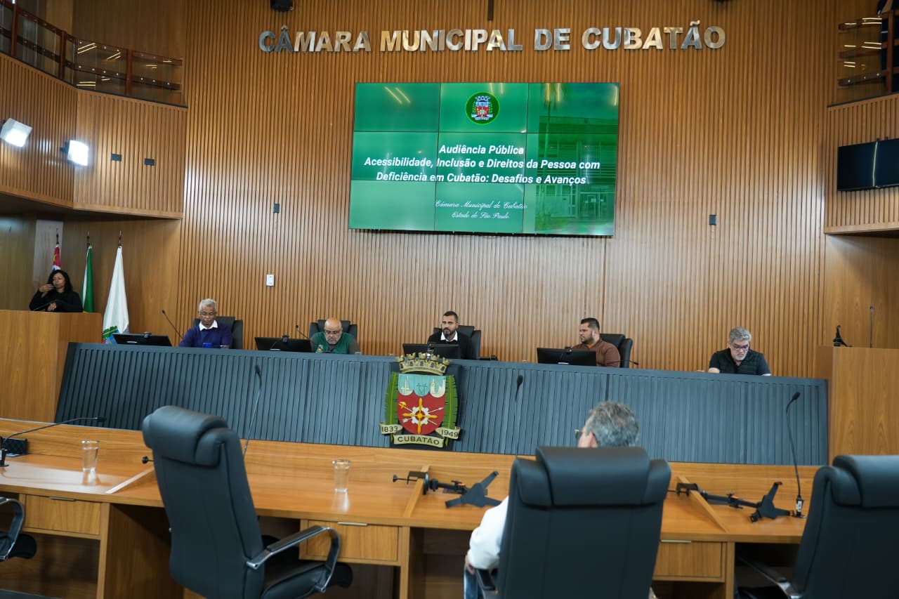 Vereadores apresentam carta-compromisso em defesa da inclusão em Audiência Pública