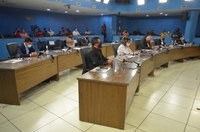 Vereadores aprovam prorrogação do Bolsa Moradia para os moradores atingidos pelos incêndios na Vila dos Pescadores e pelo deslizamento no Pilões