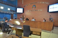 Vereadores questionam secretária sobre problemas em equipamentos públicos de saúde