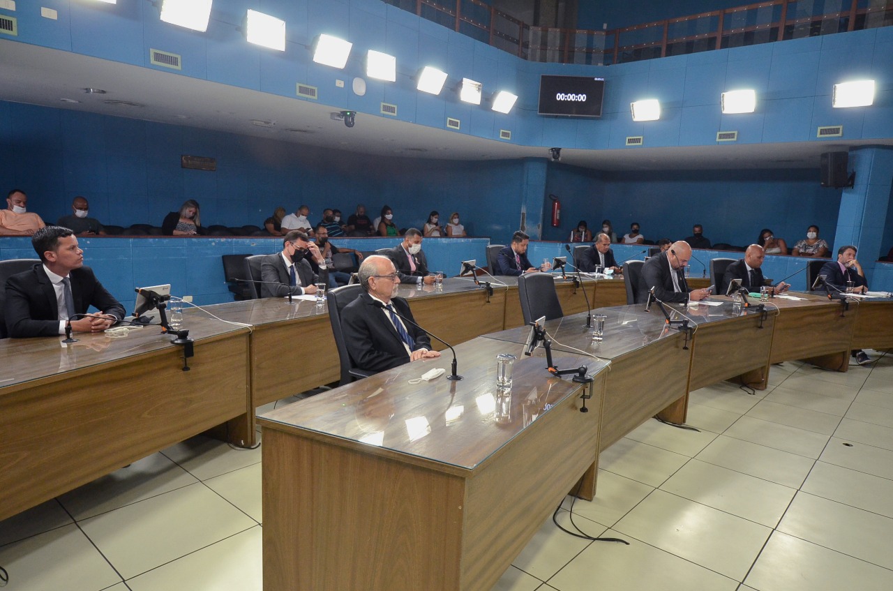 Veto em projeto que prioriza vítimas de violência doméstica em projetos habitacionais é aprovado